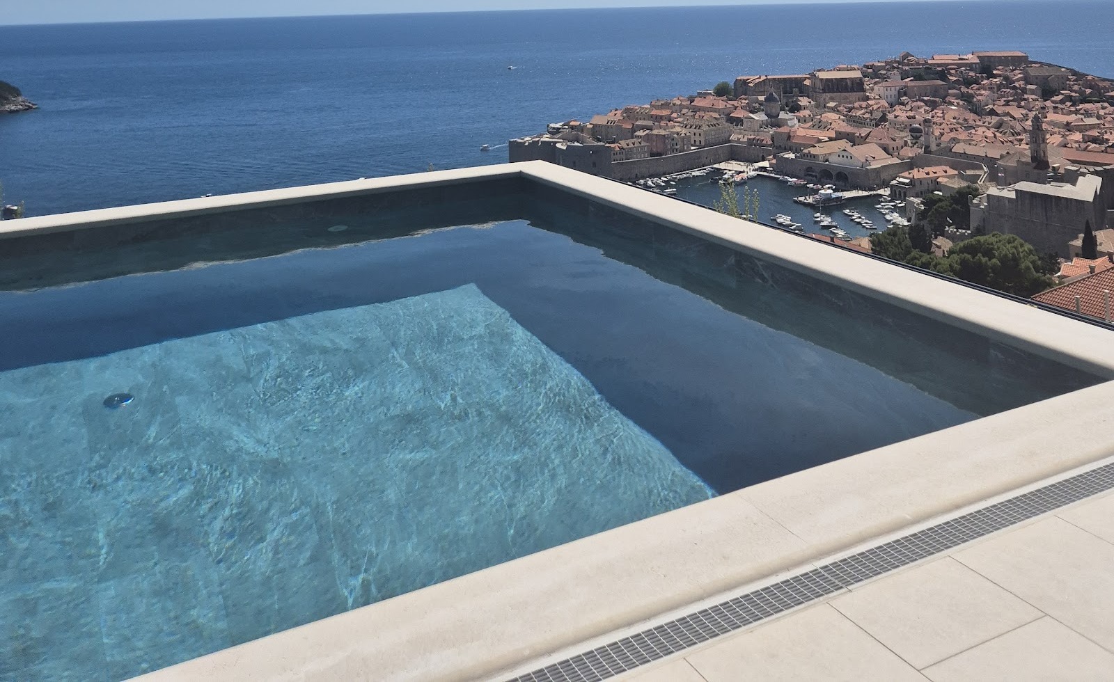 La Dolce Villa